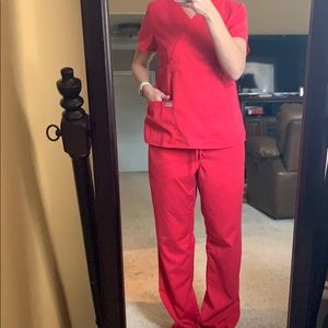 Grey’s Anatomy Scrubs in color Watermelon